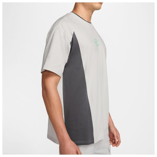 Nike Ανδρική κοντομάνικη μπλούζα Sportswear Air Nike Ανδρική κοντομάνικη μπλούζα Sportswear Air